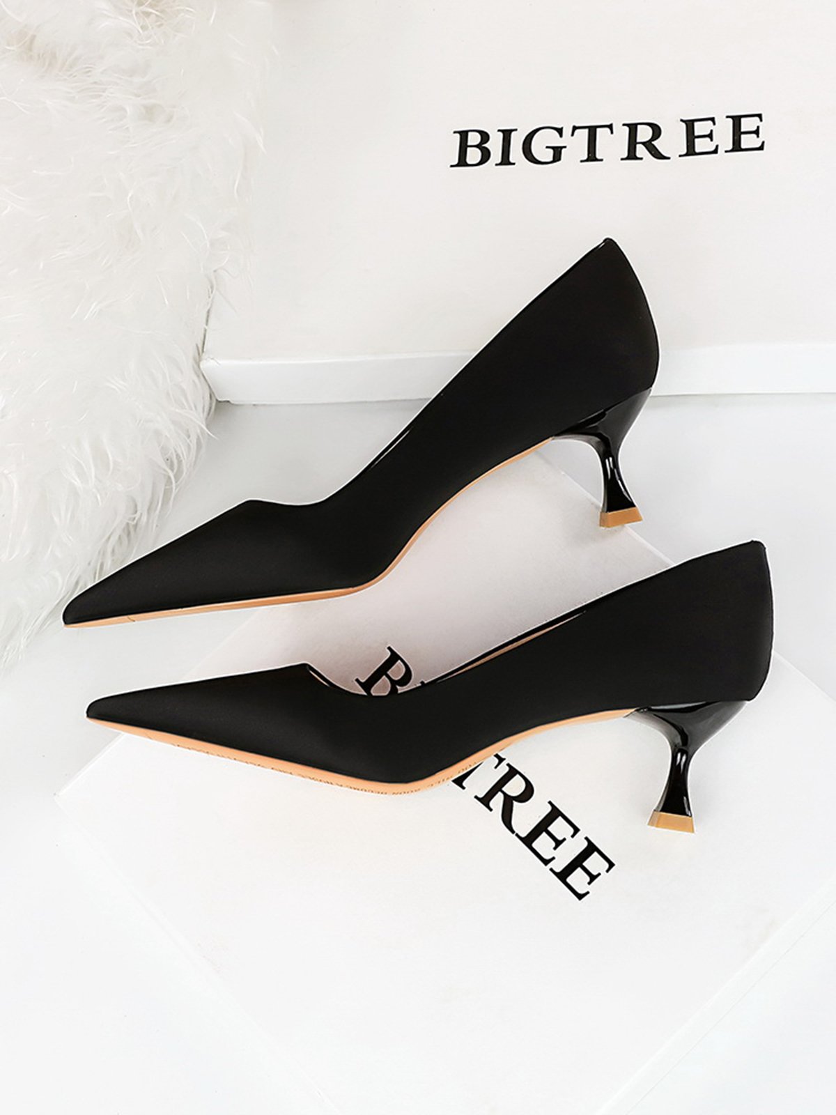 Urban Plain Non-Slip Slip On High Heel Shallow Shoes