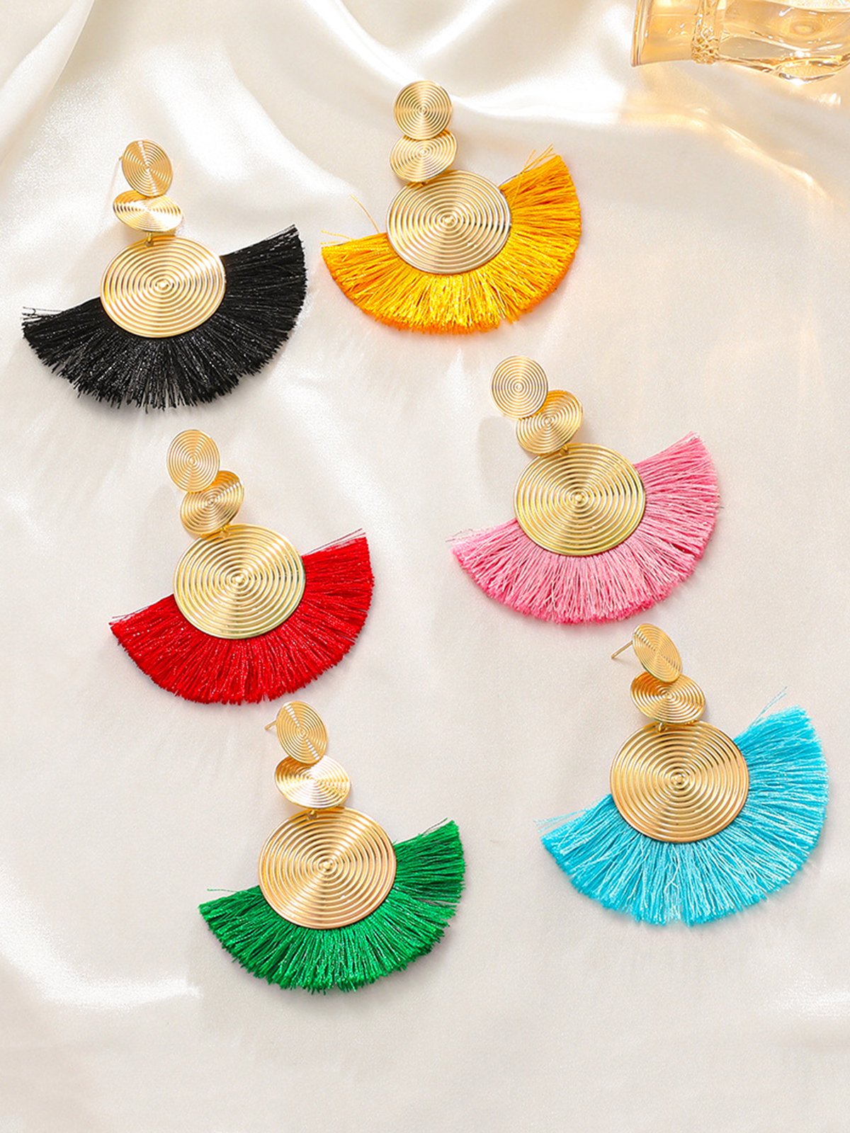 1pair Bohemian Exaggerated Metal Circle Fringed Drop Earrings