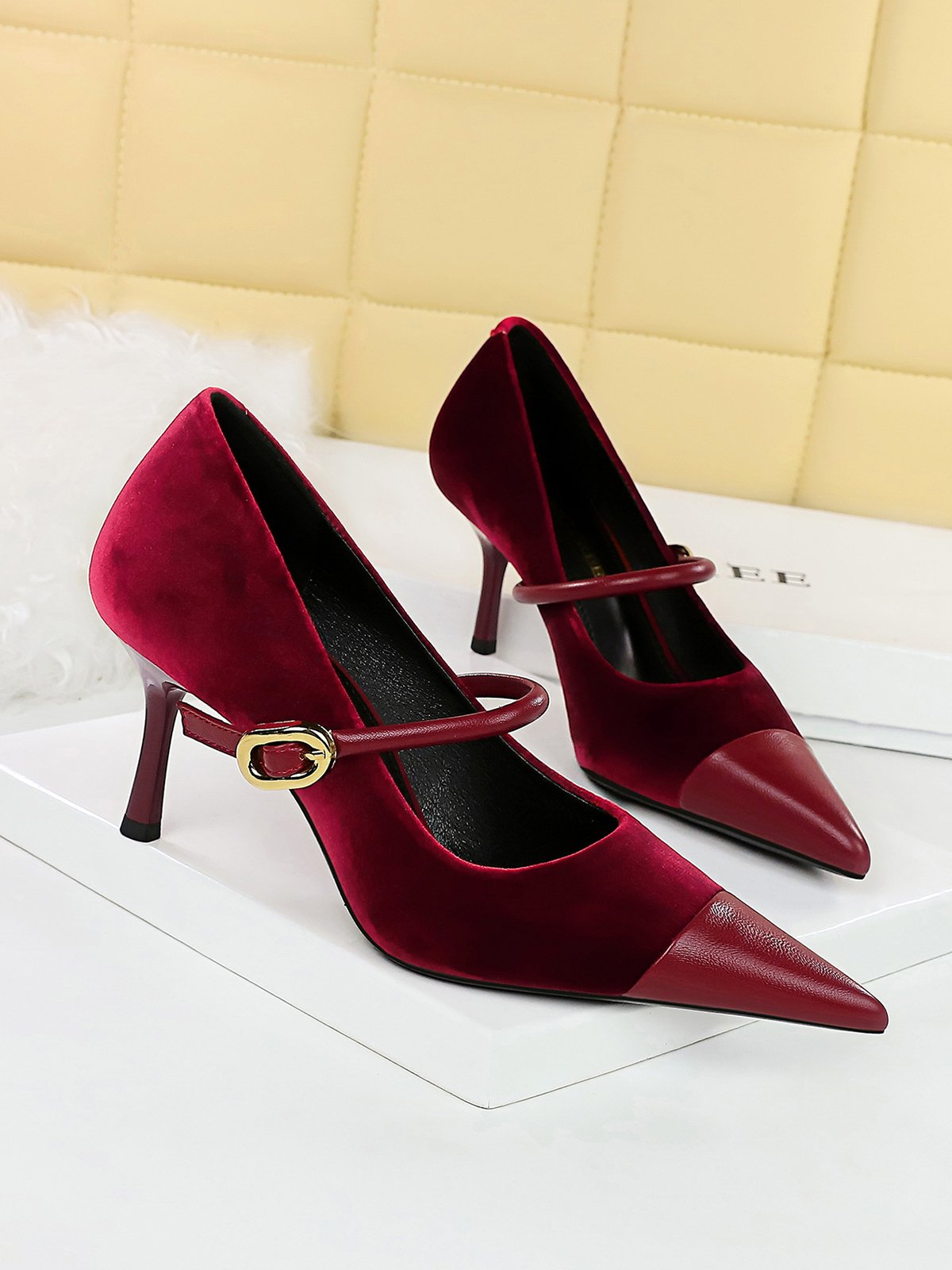 Elegant Plain Height Increasing Adjustable Buckle Block Heel Mary Jane Split Joint