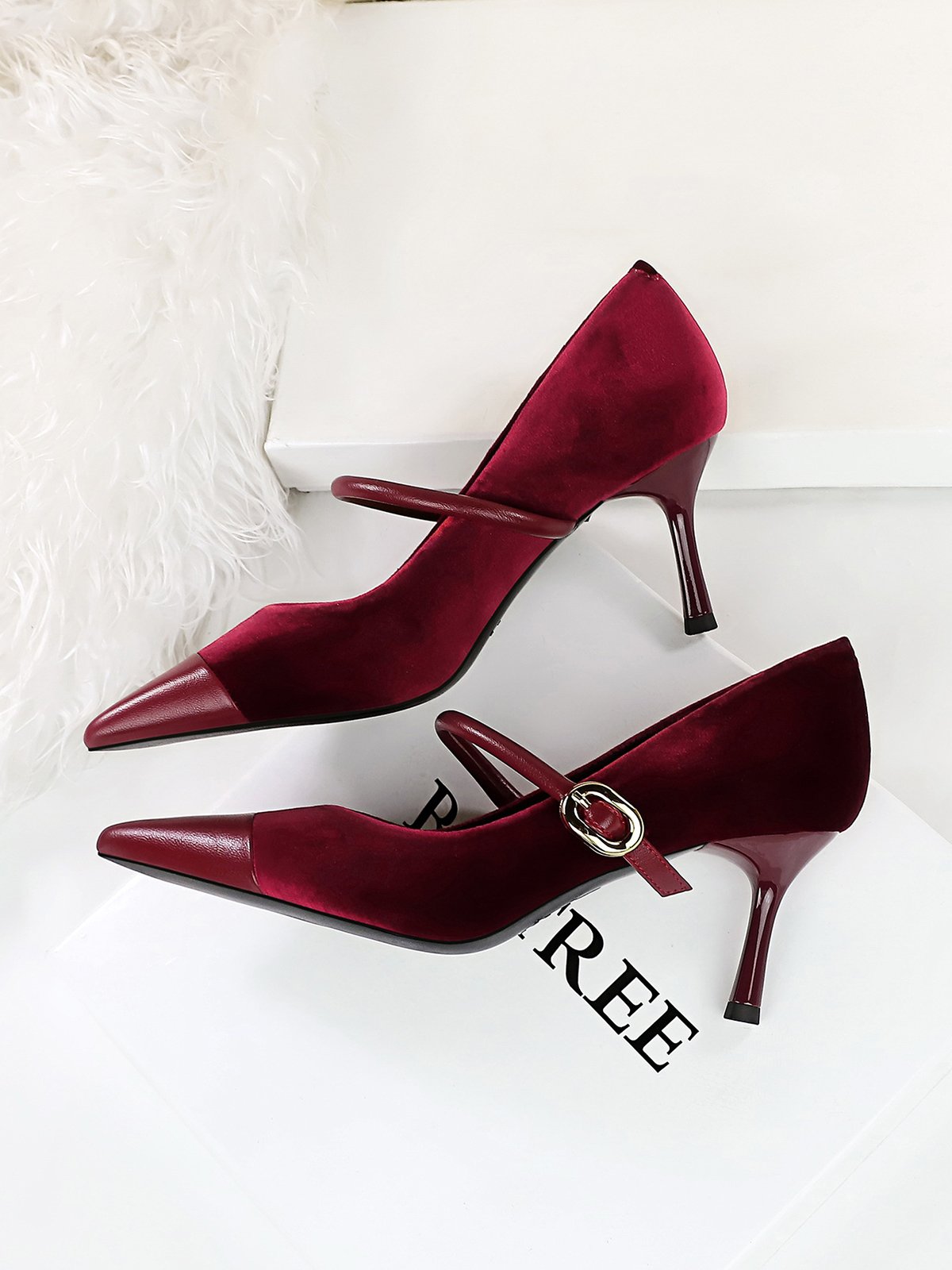 Elegant Plain Height Increasing Adjustable Buckle Block Heel Mary Jane Split Joint