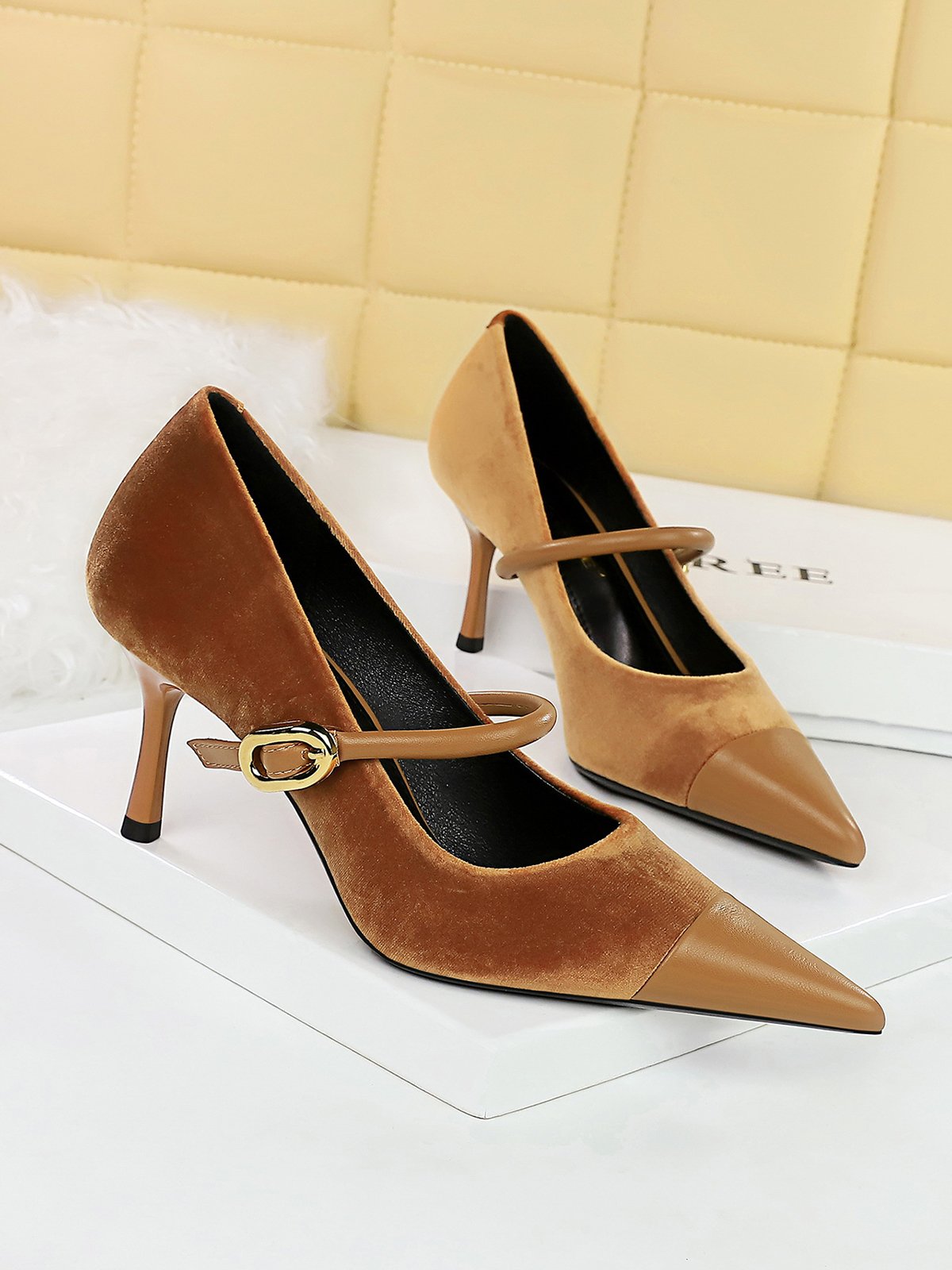 Elegant Plain Height Increasing Adjustable Buckle Block Heel Mary Jane Split Joint