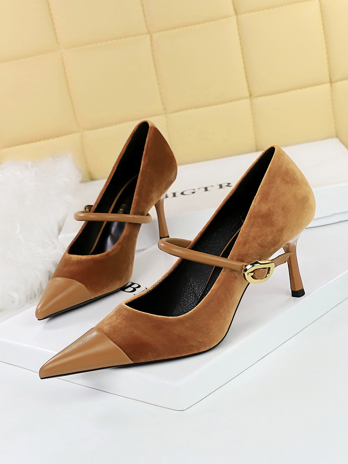 Elegant Plain Height Increasing Adjustable Buckle Block Heel Mary Jane Split Joint